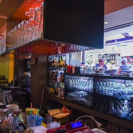 Amaryllis Родос