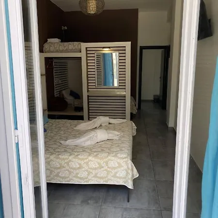 Отель Amaryllis