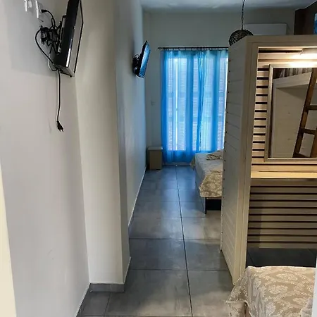 Отель Amaryllis 2*